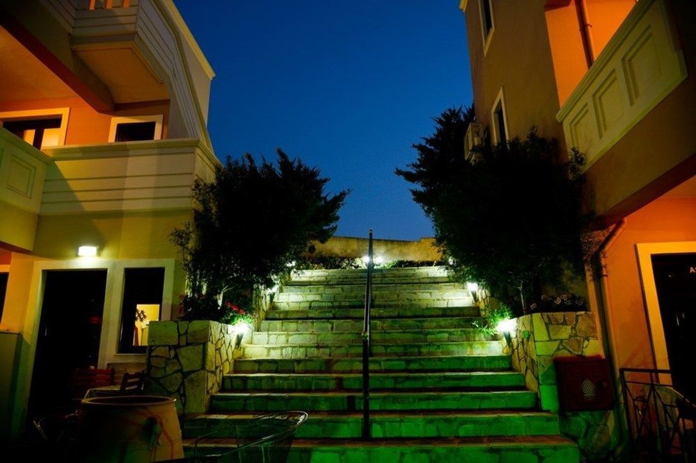 Villa Gereoudis Seaview Apartments-Pool & Bar Kolimvárion Exteriér fotografie